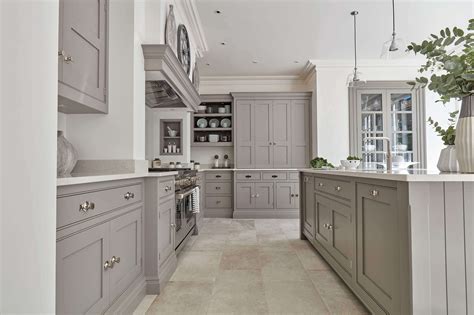 Designer Kitchens | Traditional & Contemporary Kitchens | Tom Howley