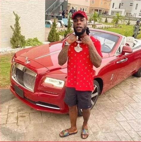 Burna Boy Crashes His Ferrari Car In An Accident In Lekki (video ...