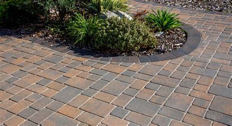 Antique Cobble Concrete Pavers - RCP Block & Brick