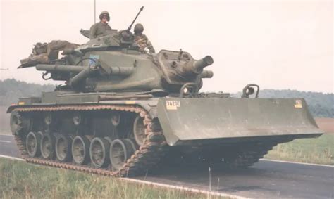 M728 Description Identification pictures picture photo image US Army engineer main battle tank ...