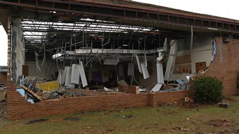 Tornado in South Carolina with 130 mph winds destroys high school in less than a minute | Fox News