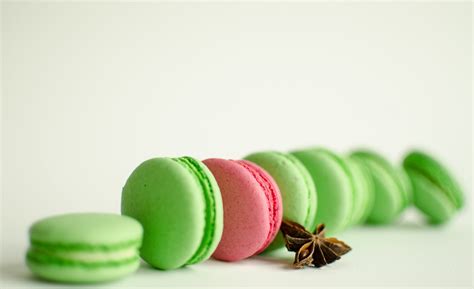 Download Sweets Food Macaron HD Wallpaper