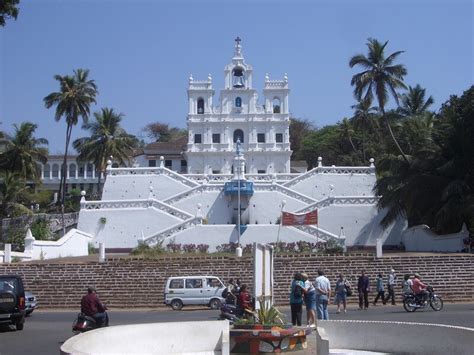 12 Famous Churches to Visit in Goa (2021 List) - Tusk Travel