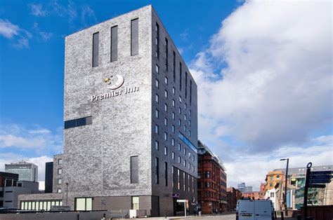 Premier Inn Manchester City (Piccadilly) Hotel - Hotels in Manchester M1 2HR - 192.com