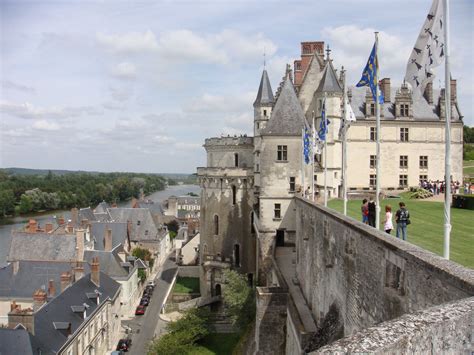 Le Chateau d'Amboise France Amboise France, Loire, Main Street, Paris ...