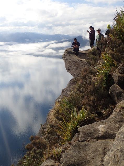 Lake Waikaremoana Great Walk – Wellington Tramping and Mountaineering Club