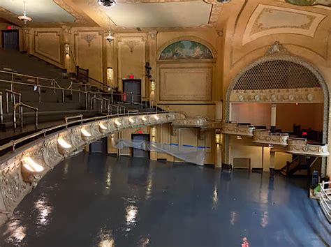 Historic Palace Theatre reopens in downtown Lockport