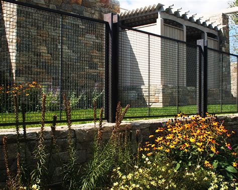 Wire Mesh | Wire Cloth | Fence and Enclosures | Architectural Product Portfolio | Fence design ...