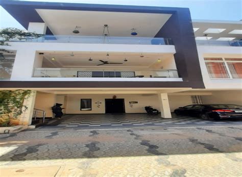 Individual House for Sale in Neelankarai, Chennai