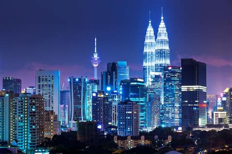 Premium Photo | Kuala Lumpur skyline at night