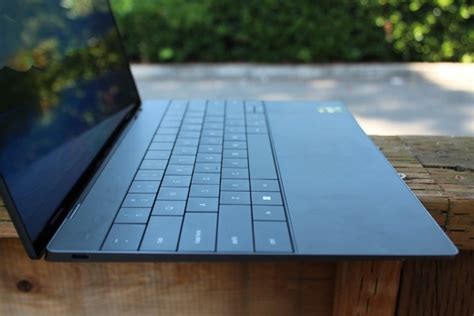 HP Spectre x360 13.5 vs. Dell XPS 13 Plus: Flagship battle | Digital Trends