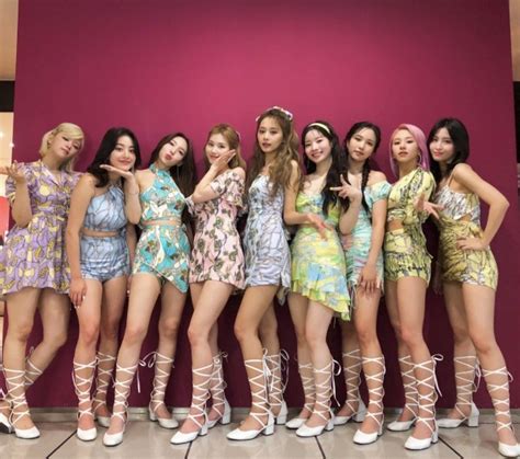 TWICE Criticized for Unstable Singing During Encore Stage for ‘Alcohol ...