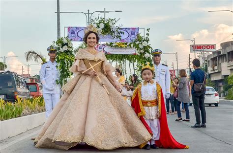 AAPI Heritage Month: Filipinos celebrating the Santacruzan this month ...