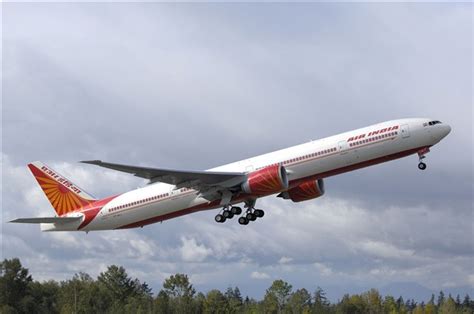 Boeing delivers first 777-300ER to Air India – Flightstory.net ...