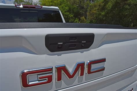 2019-gmc-sierra-at4-multipro-tailgate-3 : Automotive Addicts