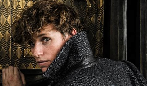 Eddie Redmayne Returns as Newt Scamander in New ‘Fantastic Beasts’ Photos! | Eddie Redmayne ...