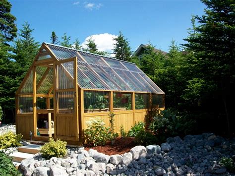 How to Build a Polycarbonate Greenhouse - my Garden and Greenhouse