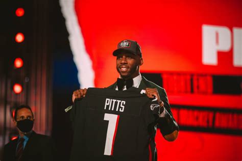 1standTenFlorida - Kyle Pitts picked No. 4 in 2021 NFL Draft