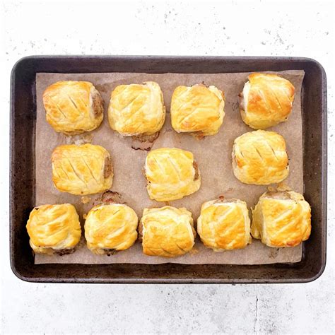 Puff Pastry Sausage Rolls (So Easy!) – Feast Glorious Feast