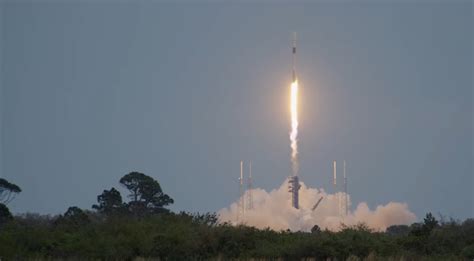 SpaceX launches Starlink mission, prepares to undock a Crew Dragon from ...