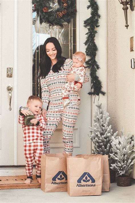 Grocery Shopping in Pajamas + How to Save Time this Holiday Season | Outfits & Outings | Mom ...