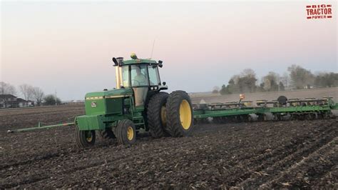 1990’s JOHN DEERE Tractors Planting Corn - YouTube