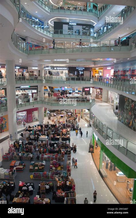 KL Sentral shopping mall in Kuala Lumpur, Malaysia Stock Photo - Alamy