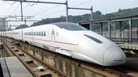 九州新幹線 Japan Trains: Kyushu, Shinkansen at Kumamoto - YouTube