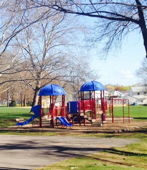 Albion Memorial Park - Passaic County Parks and Playgrounds ~ Jersey Family Fun