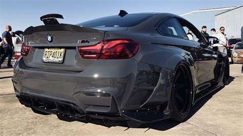 Widebody BMW M4 : r/carporn