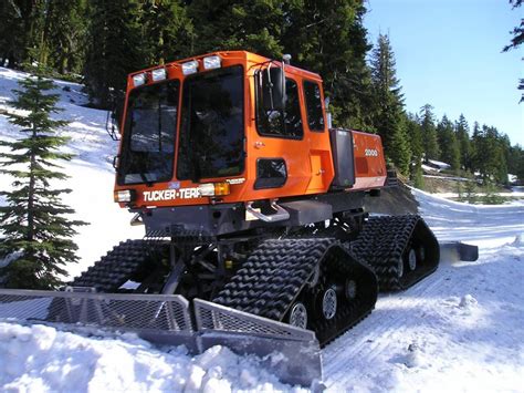 Snowcat: December 2005 in 2024 | Snow vehicles, Cat machines, Work truck