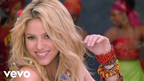 YouTube | Azafata baila el ‘Waka Waka’ frente a Shakira | RPP Noticias