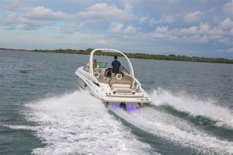 Crownline Boats in Ontario | Town & Country Marine