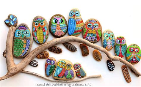 Painted Pebbles And Stones | Painted rocks, Stone crafts, Stone art