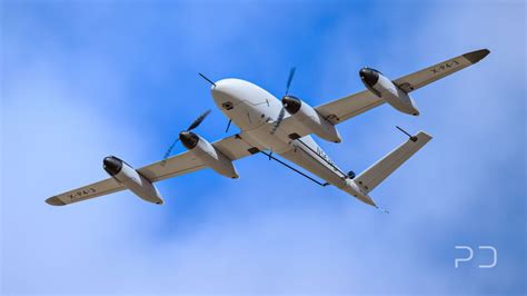 Autonomous Hybrid VTOL UAV with Innovative Folding-Wing Design | UST