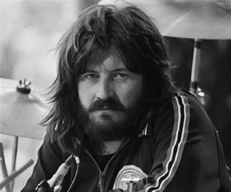 John Bonham Biography - Childhood, Life Achievements & Timeline