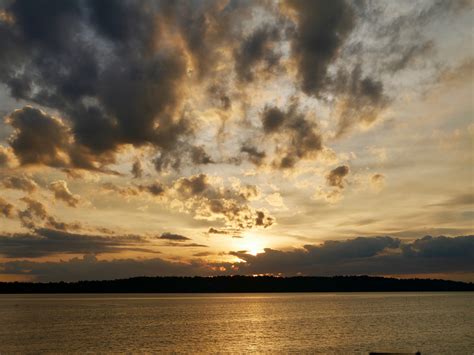 Sunset with sky and clouds over the water image - Free stock photo - Public Domain photo - CC0 ...