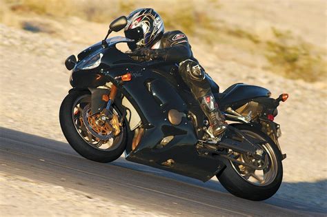 2006 Kawasaki Ninja ZX-6R 636 Retro Review | Digging Into Archives