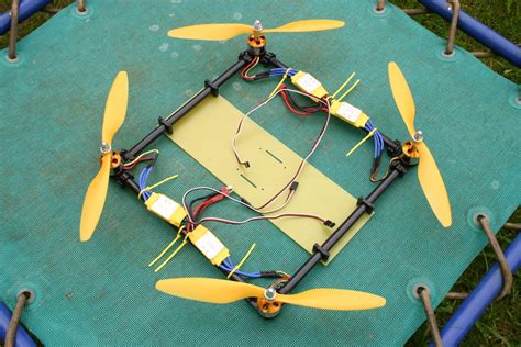 Simple Quadcopter : 3 Steps (with Pictures) - Instructables