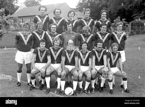 Soccer - Burnley FC Photocall - 1977 Stock Photo - Alamy