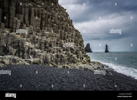 Basalt columns Reynisfjara beach, Iceland Stock Photo - Alamy