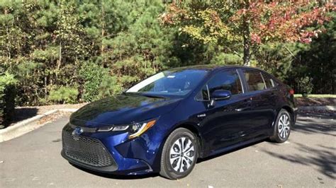 How to Get 56 MPG in a 2020 Toyota Corolla Hybrid | Torque News