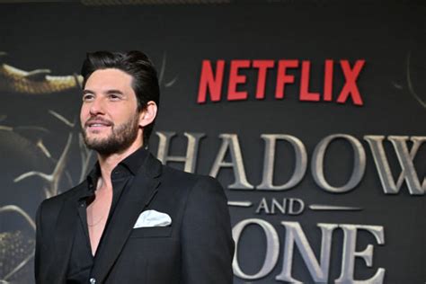 Ben Barnes is the British T-Mobile commercial actor in 2023