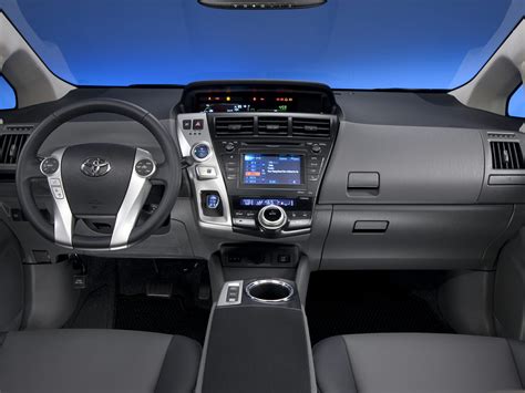 2014 Toyota Prius v - Price, Photos, Reviews & Features