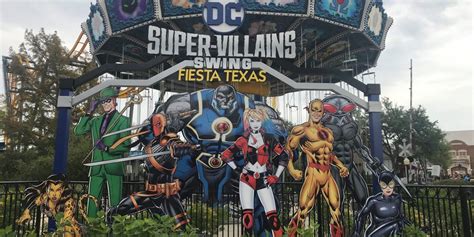 DC™ Super-Villains Swing - Six Flags Fiesta Texas