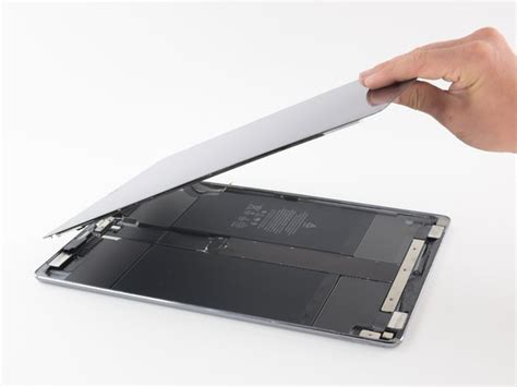 iPad Pro 12.9" Display Assembly Replacement - iFixit Repair Guide