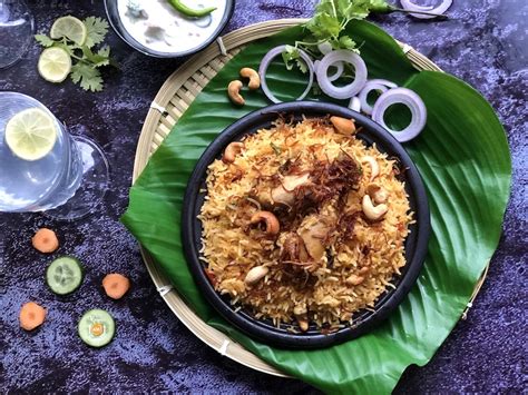 Lucknowi Chicken Biryani | Awadhi Pakka Biryani - Recipes are Simple