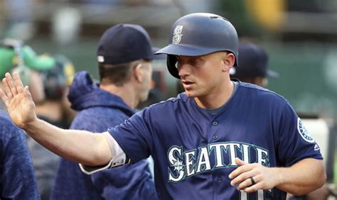 Dipoto: Mariners 3B Kyle Seager needs 8-10 weeks to recover from ...