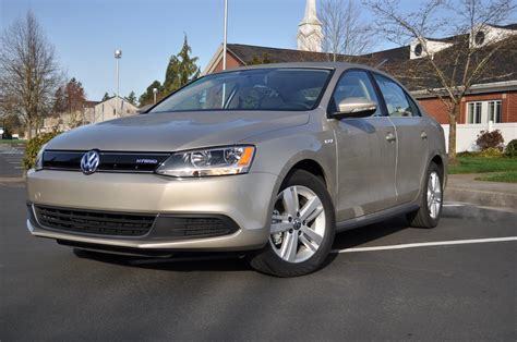 2013 Volkswagen Jetta Hybrid: Quick Gas-Mileage Test