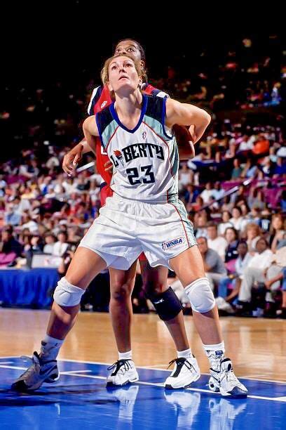 Intense WNBA Game: New York Liberty vs Houston Comets